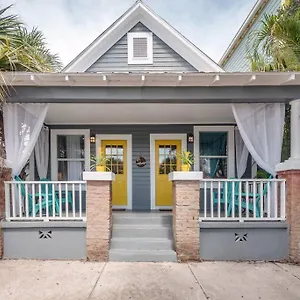 Gambino Getaway Shotgun Style In The Heart Of Ybor Apartment Tampa