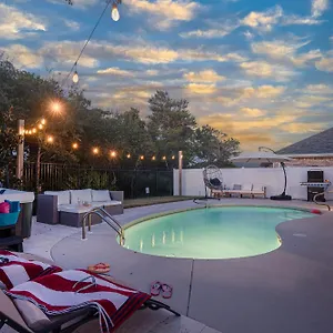 Heated Pool And Golf Cart, Walk To Beach! Deal! Destin